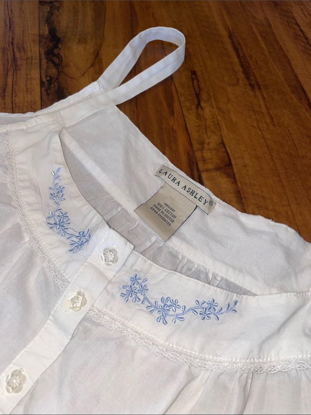 Laura Ashley White Cotton Nightgown with Light Blue Embroidery Sz Medium - Picture 4 of 13